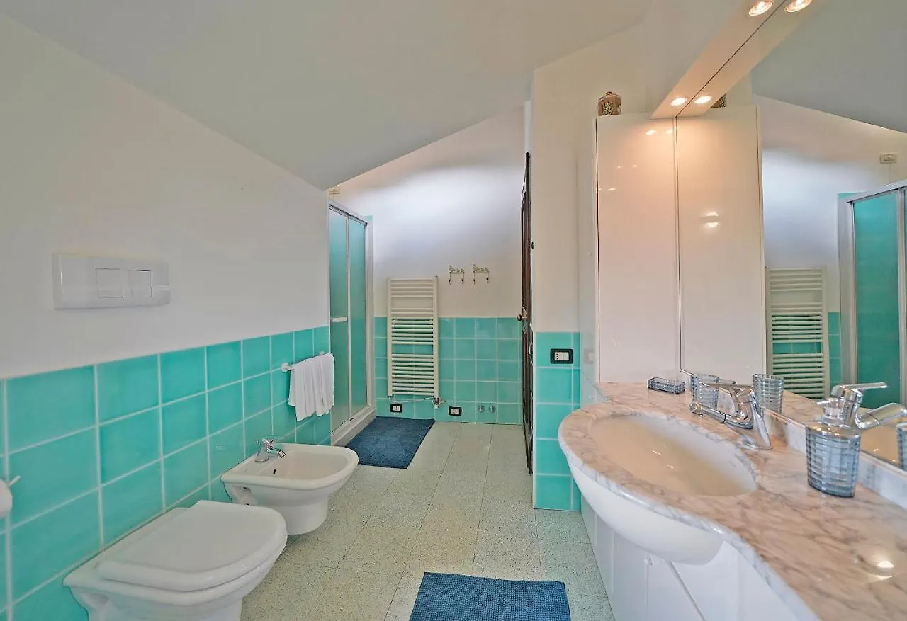 Valle Fiorita 42 - Lake View Apartment Gardone Riviera