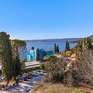 Apartment Poggio Di Fasano 9 By Wonderful Italy, Gardone Riviera